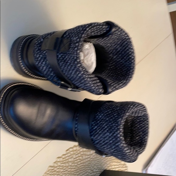 Chanel Boots - Picture 5 of 6